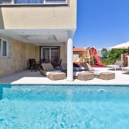 Tatil Evi Istrian Illy Kaštel